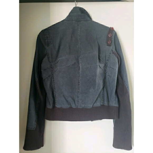 Jacket - Picture 3 of 4